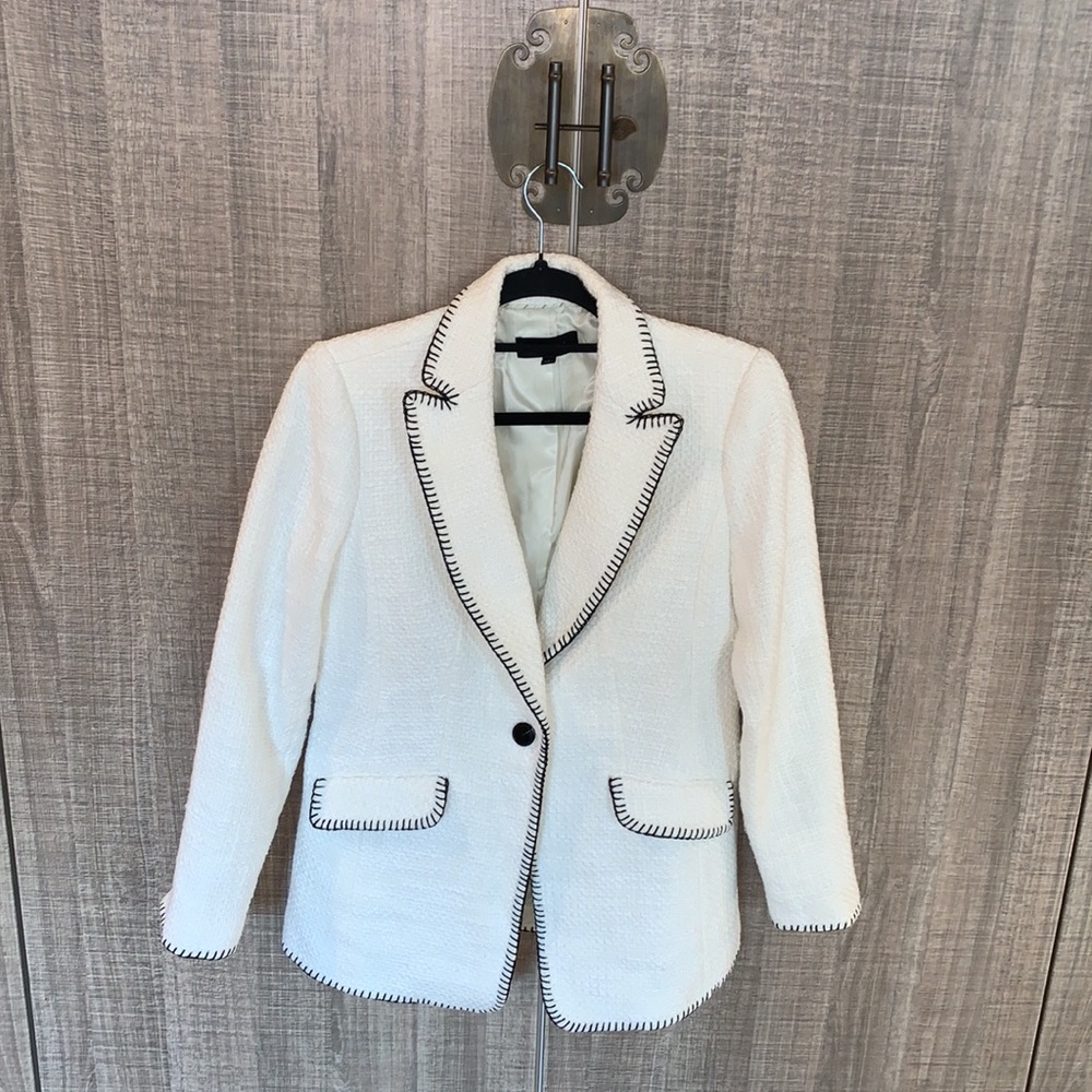 Talbots Contrast Stitch Classic Blazer‎